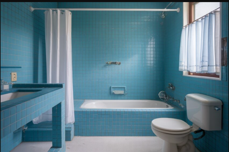 10 Stunning Blue Bathroom Tile Ideas for a Refreshing Makeover