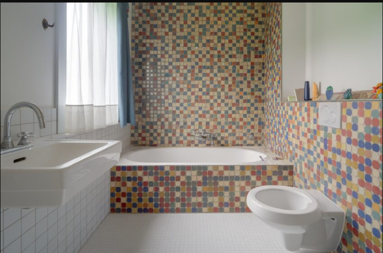 10 Creative Kids Bathroom Tile Ideas to Brighten Up Your Space